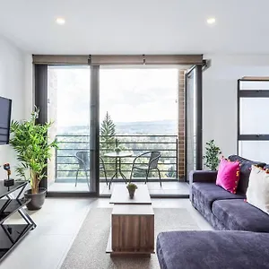 Mi-806, Spacious Two-bedroom Apartamento Guatemala